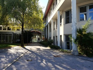 Institut "Jožef Stefan"