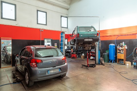 Officina Meccanica Centro Gomme e Revisioni Auto Vigano