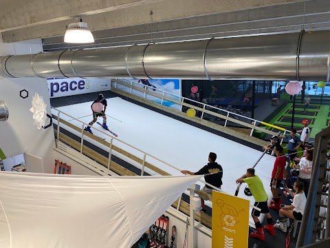 SPACE: Verbania (Bar/Ristorante - Sci Indoor - Trampolini - Parco giochi - Zerobody - Criosauna - Noleggio E-bike)