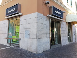 Geox