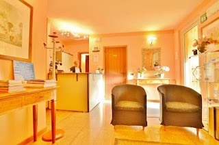 DentalBrixia - Studio dentistico - Dello