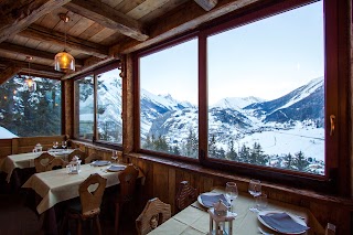 MAISON BLANCHE ski restaurant