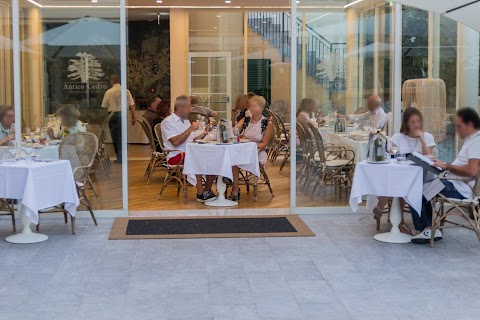 Restaurant Café "Antico Cedro"