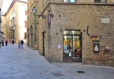 Antica Farmacia all'Insegna della Porta all'Arco Dott. Luca Chiellini SAS