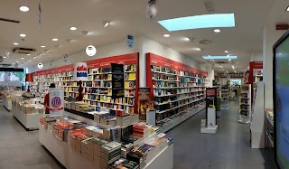Mondadori Bookstore