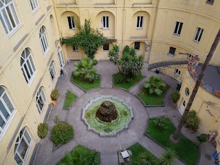 Chiostro di San Marcellino e Festo