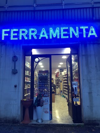 Ferramenta e Colori