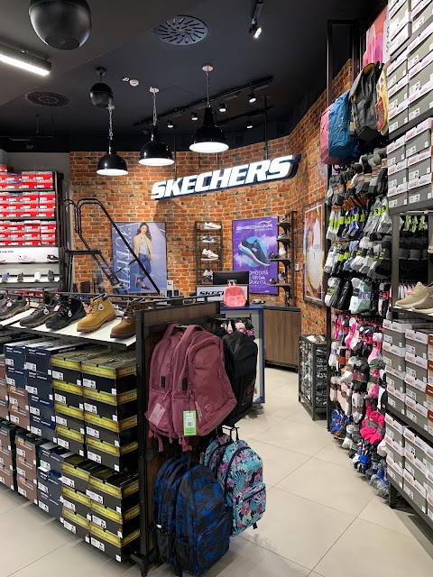 SKECHERS OUTLET