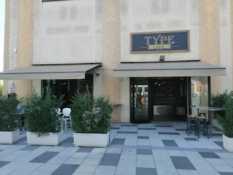 Bar Type Cafe'