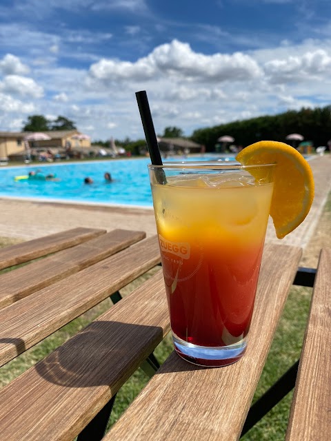 Piscina Tenuta di Campolungo-Orizzonte Blu