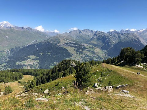 Les Arcs