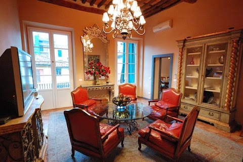 Lucca Vacation Apartments