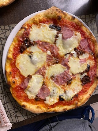 Pizzeria Stella