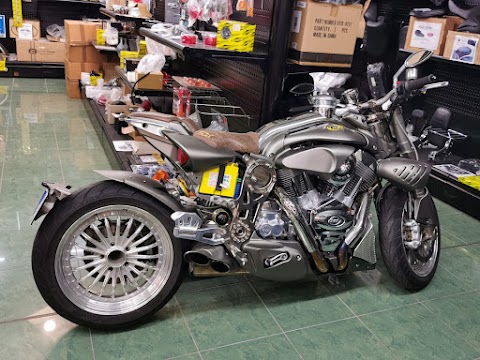 089 Garage Harley Davidson Specialist