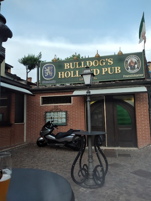 Bulldog's Holland Pub. Birreria e Hamburgheria Vicentina