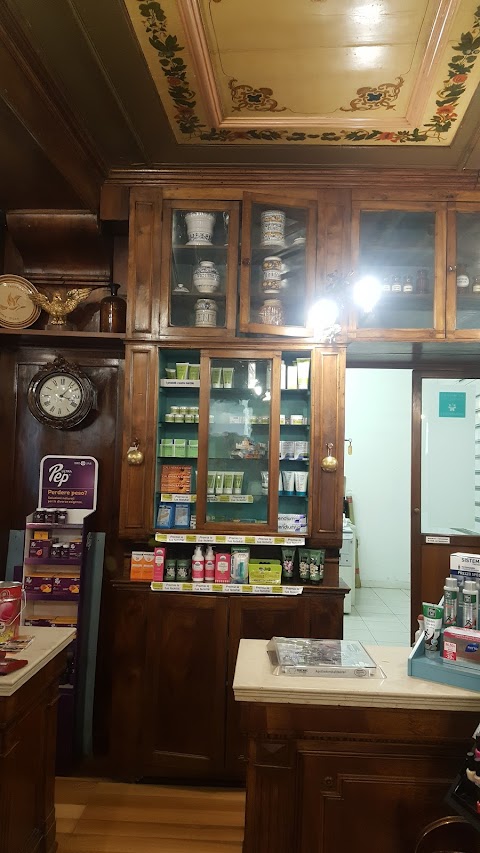 Farmacia Cardi Alla Colomba D'Oro