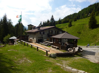 Rifugio Volano De Marie