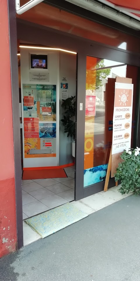 Lavanderia Self-Service Laundry di famiglia Perlati