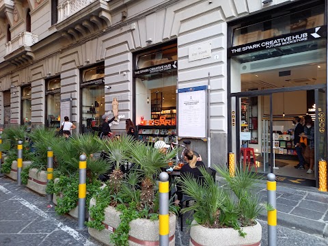 The Spark Creative Hub - Mondadori Bookstore