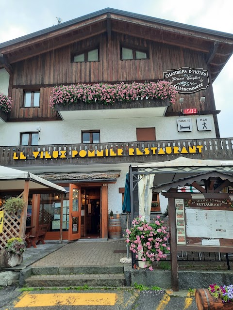 Le Vieux Pommier