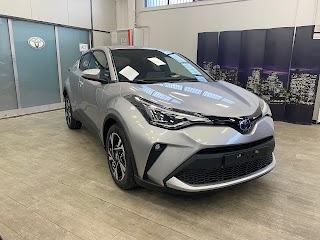 ad automobili toyota