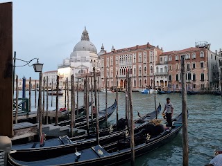 San Marco Apartment With Canal View