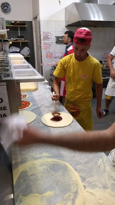 La Rustica Pizzeria