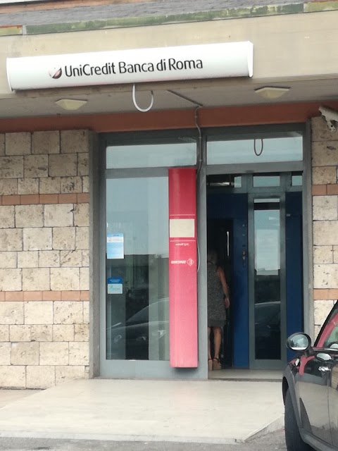 UniCredit