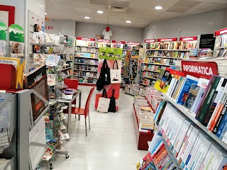 Mondadori Bookstore