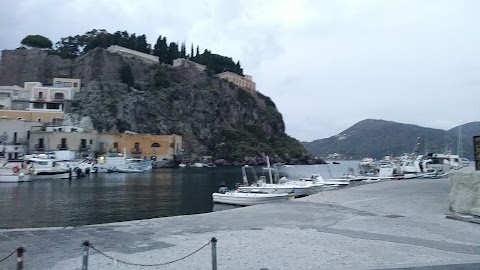 AvantGarde Cafè Gelateria Lipari