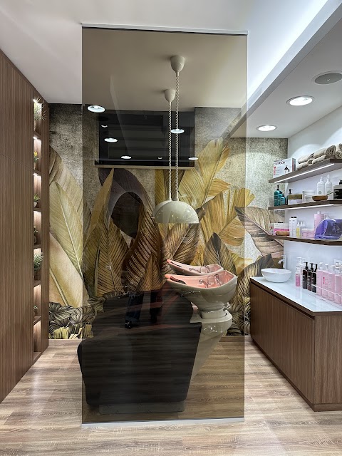 Hair Spa & Beauty Lab