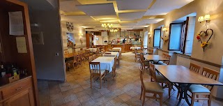 Trattoria Pizzeria Al Tiglio Pri Lipi