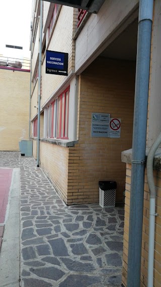 Ospedale San Salvatore - Centro vaccini