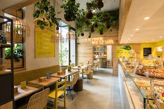 CUMA Natural Bar & Fresh Market