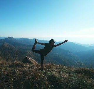 Laura Ianata Yoga