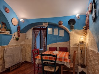 Trattoria La Bussola