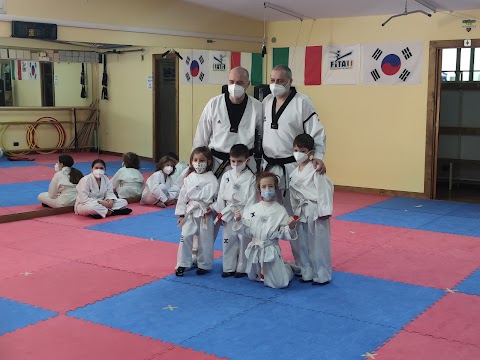 ASD Olympia TaeKwonDo Monopoli TEAM ELEFANTE