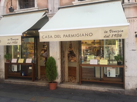 Aliani Casa Del Parmigiano