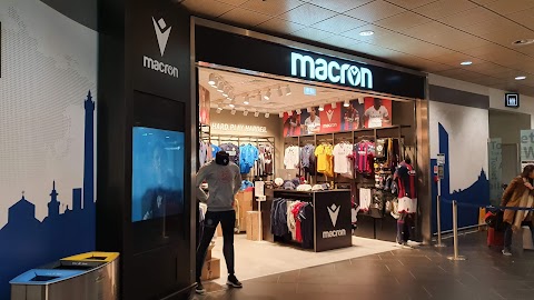 Macron Store Bologna Airport