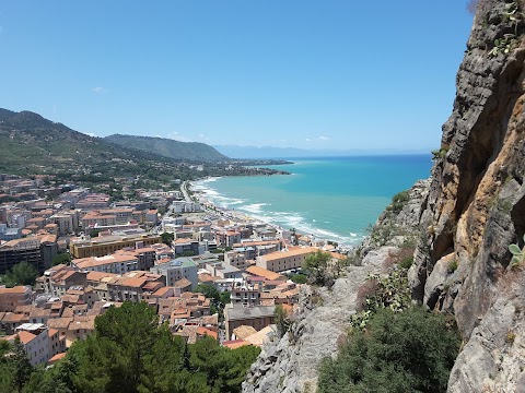 Parcheggio Centro Storico Dafne Cefalù