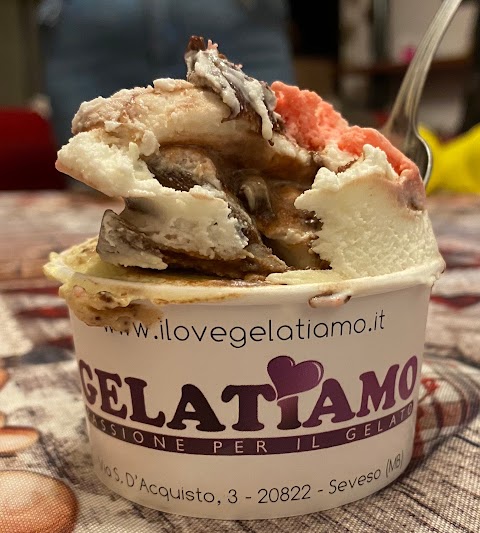 Gelatiamo Cafè