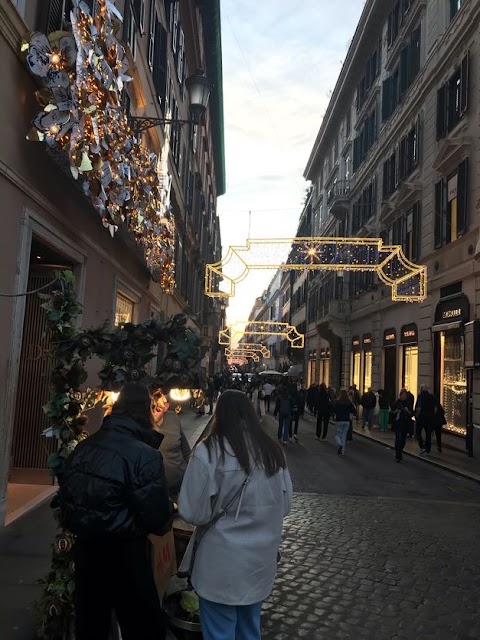 Prada Roma Donna