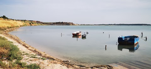 Piscina naturale pubblica della sorgiva del fiume carsico Cervaro