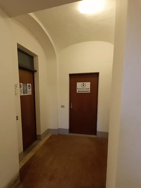 Agenzia Badanti Ivrea Family Care Assistenza Anziani con Badante