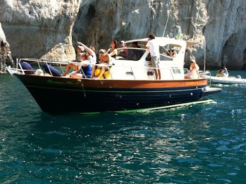 AirOne Boat Rental Noleggio Barche e Gommoni Escursioni in barca Capri Positano Amalfi