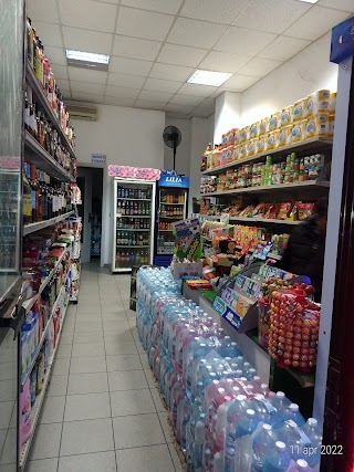 Mini market