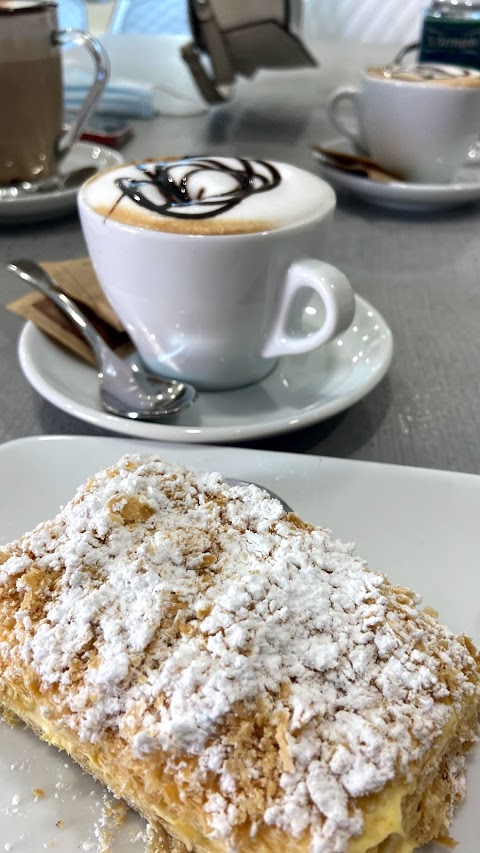 Pasticceria Lorianabetti Di Betti Loriana