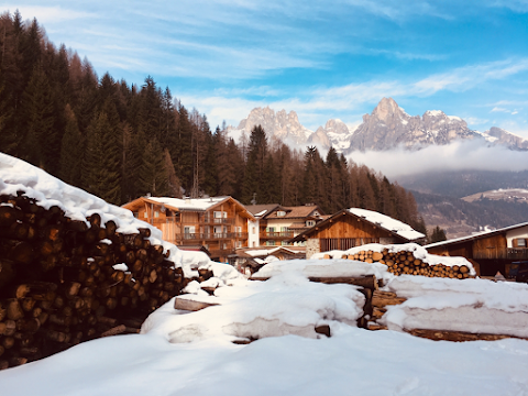 Dolomites Hotel Valacia | Alpine Outdoor Experience