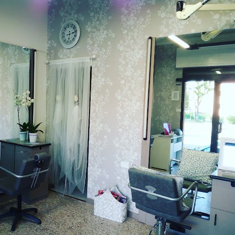 Veronica Hair Salon