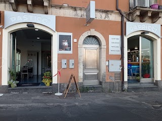 Pasticci & capricci